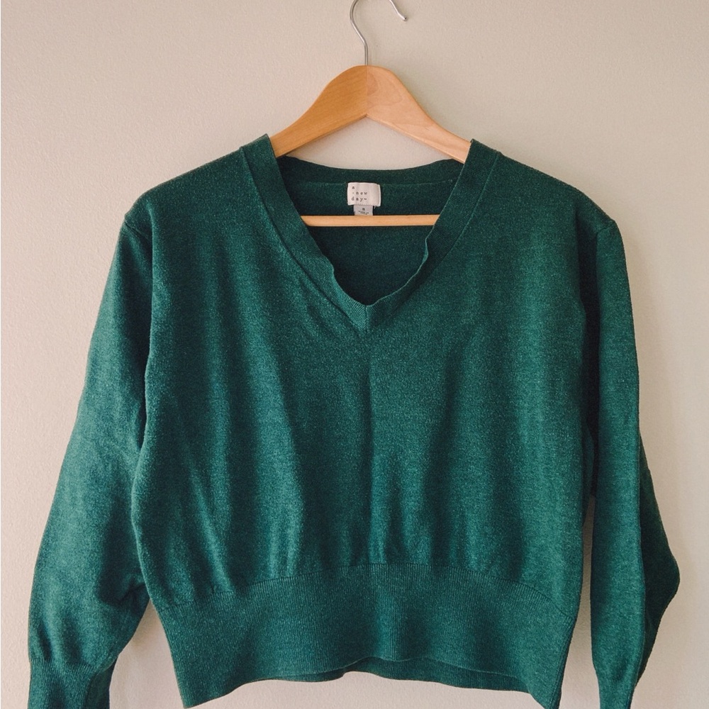 Women's Green V-Neck Sweater